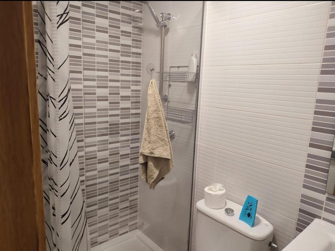 Apartamento Segunda Linea De La Playa Capellan Salou Oda fotoğraf